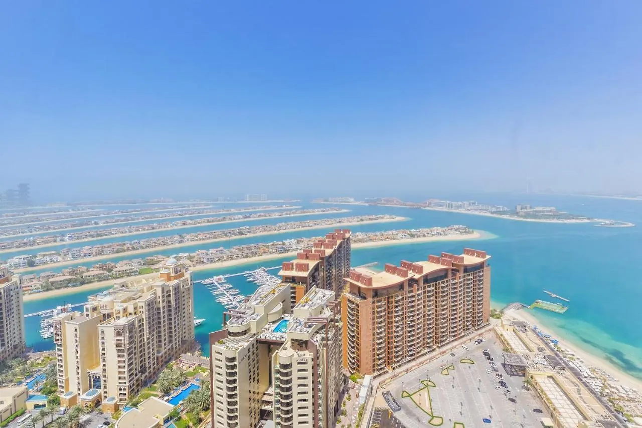 ***** Aparthotel Ultra Luxury Palm Tower With Shared Hotel Facilities Dubai United Arab Emirates