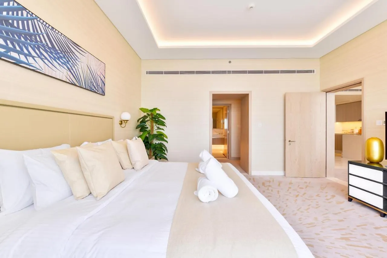 Ultra Luxury Palm Tower With Shared Hotel Facilities Dubai Aparthotel