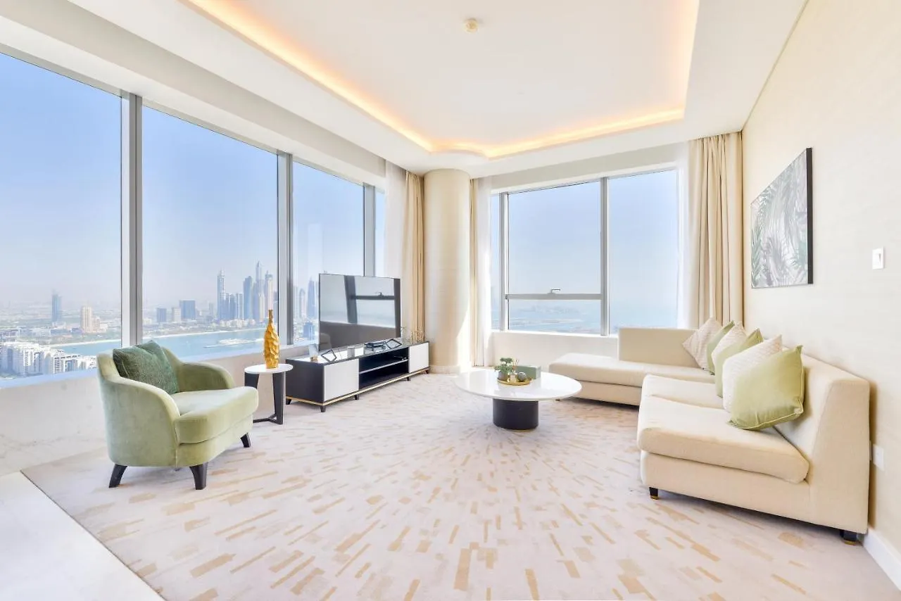 Ultra Luxury Palm Tower With Shared Hotel Facilities Dubai