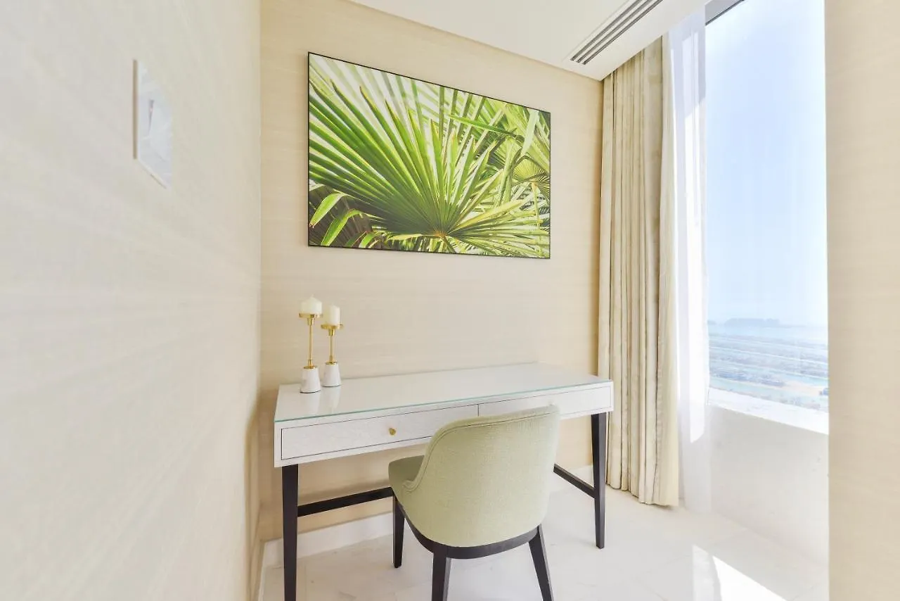 Ultra Luxury Palm Tower With Shared Hotel Facilities Dubai Aparthotel
