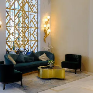 https://new-aparthotel-prive.sharjah-hotels.com