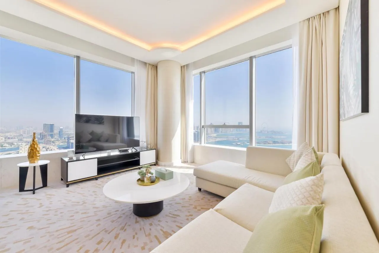 Ultra Luxury Palm Tower With Shared Hotel Facilities Dubai Aparthotel