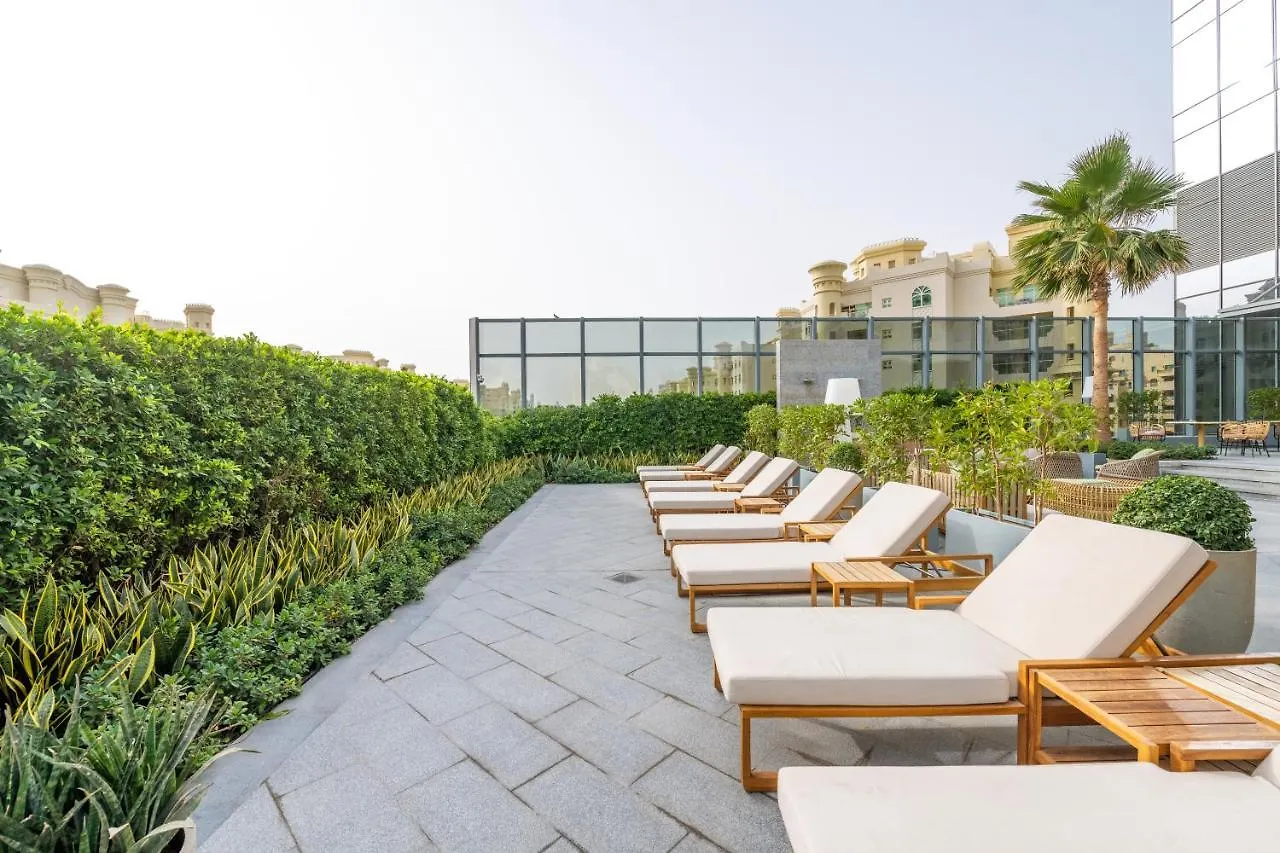 ***** Aparthotel Ultra Luxury Palm Tower With Shared Hotel Facilities Dubai United Arab Emirates